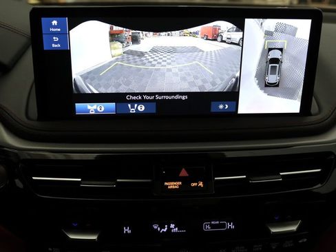 Used 2025 Acura MDX A-Spec image 25