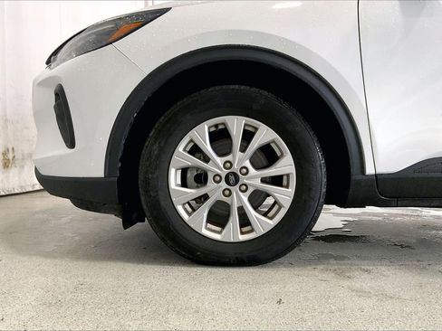 Used 2023 Ford Escape Active w/ Tech Pack #1 FWD image 6