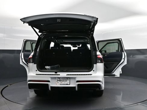 New 2026 INFINITI QX80 4WD w/ Sport Exterior Package image 54