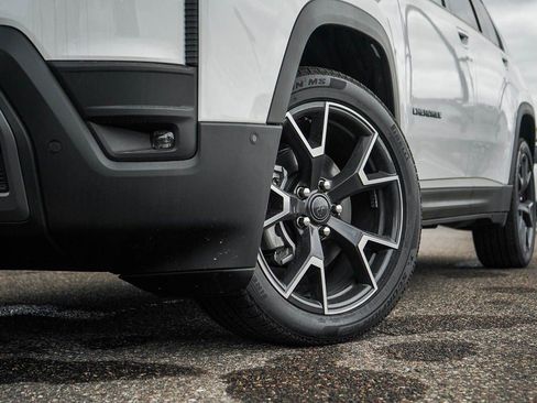 New 2026 Jeep Cherokee Overland AWD/4WD image 6
