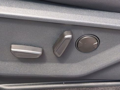 New 2025 Ford F150 Lariat w/ Equipment Group 501A Mid image 23