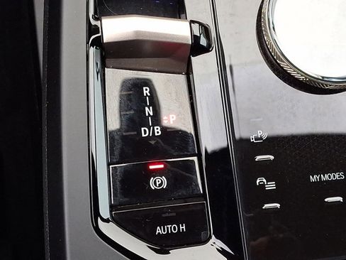 Certified 2024 BMW iX xDrive50 w/ Premium Package image 16