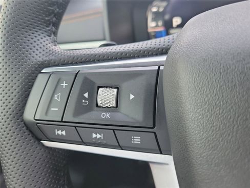 Used 2024 Mitsubishi Outlander SEL image 10