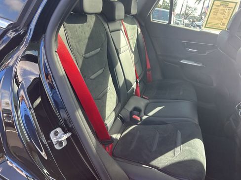 Used 2025 Mercedes-Benz GLC 43 AMG 4MATIC image 28