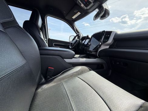 Used 2024 RAM 2500 Laramie w/ Sport Appearance Package image 14