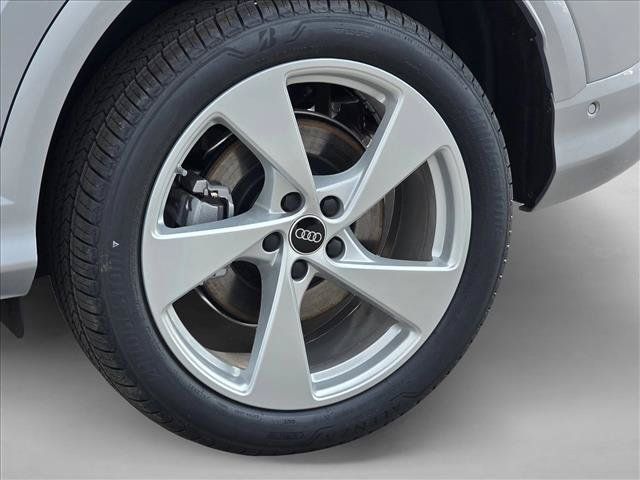 New 2026 Audi Q5 Premium w/ Premium Plus AWD/4WD image 9
