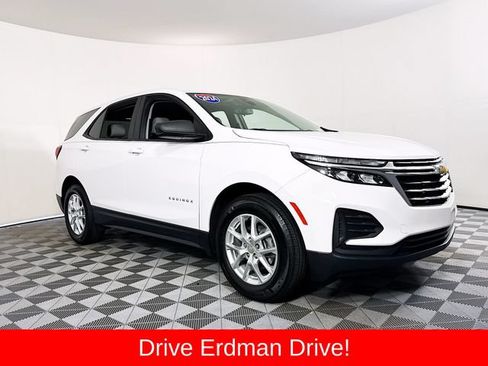 Used 2024 Chevrolet Equinox LS w/ LS Convenience Package FWD image 1