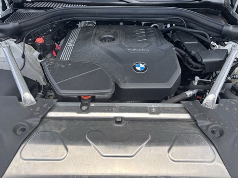 Used 2025 BMW X4 xDrive30i AWD/4WD image 36