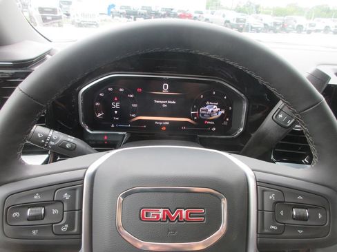 New 2026 GMC Sierra 2500 SLT AWD/4WD image 18