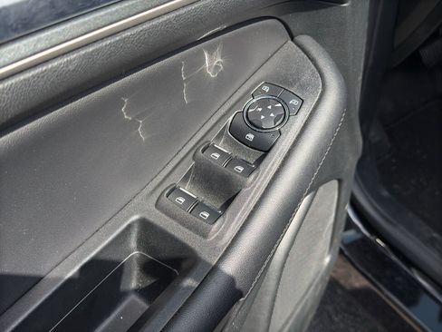 Used 2024 Ford Edge SEL AWD/4WD image 10