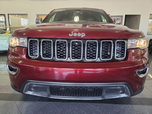 Used 2019 Jeep Grand Cherokee Limited image 29