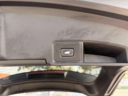 Used 2019 Acura RDX AWD image 9