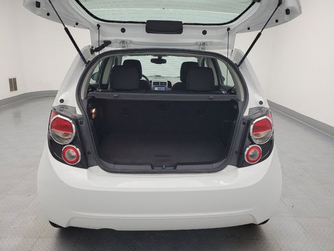 Used 2016 Chevrolet Sonic LT FWD image 29