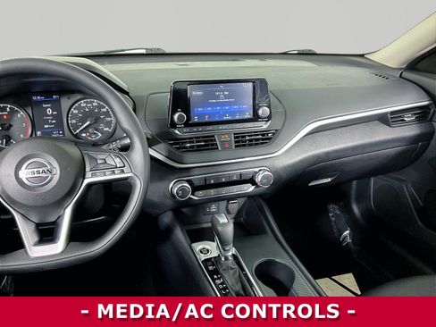 Certified 2022 Nissan Altima 2.5 S w/ Driver Assist Package FWD image 9