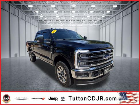 Used 2025 Ford F250 Lariat w/ Lariat Ultimate Package AWD/4WD image 1