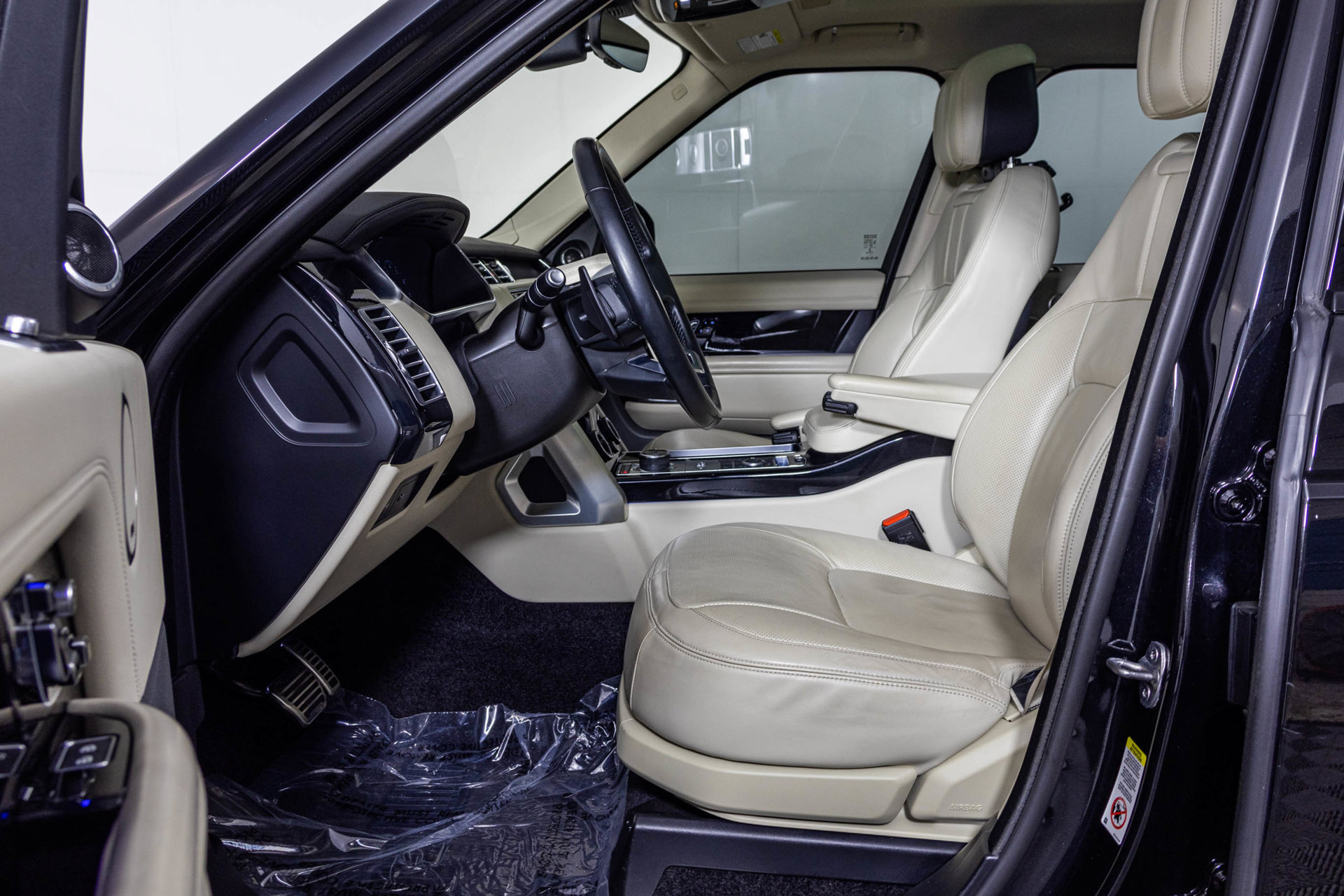 Used 2022 Land Rover Range Rover Westminster Edition AWD/4WD image 27