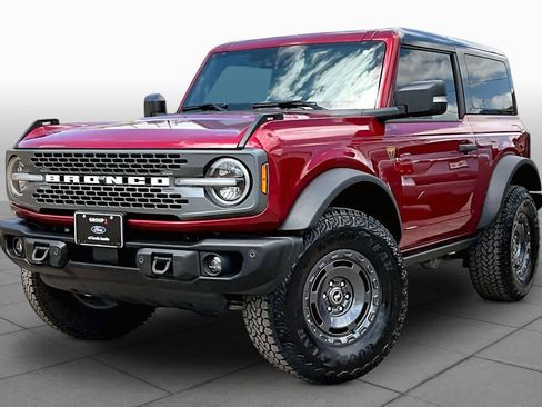 Certified 2025 Ford Bronco Badlands AWD/4WD image 35