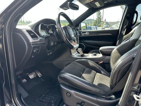 Used 2020 Jeep Grand Cherokee SRT AWD/4WD image 9
