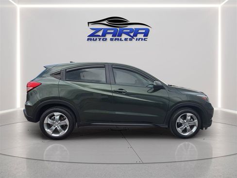 Used 2016 Honda HR-V LX image 8