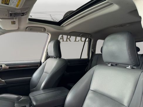 Used 2018 Lexus GX 460 w/ Navigation Package AWD/4WD image 9
