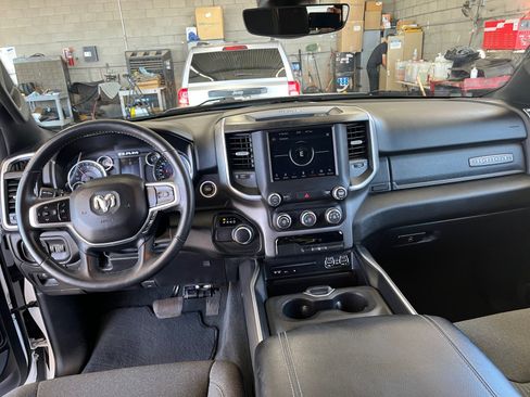Used 2019 RAM 1500 Big Horn RWD image 33