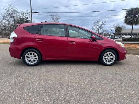 Used 2013 Toyota Prius V Two image 7