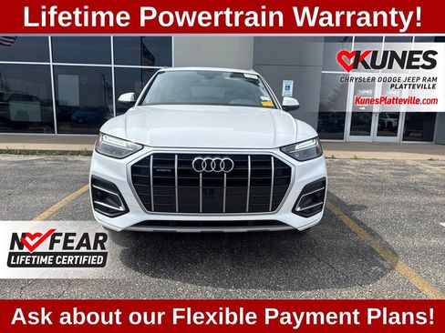 Used 2023 Audi Q5 2.0T Premium w/ Convenience Package AWD/4WD image 3