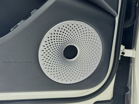 Certified 2021 Bentley Flying Spur V8 image 18