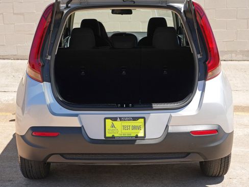 Used 2021 Kia Soul LX image 9