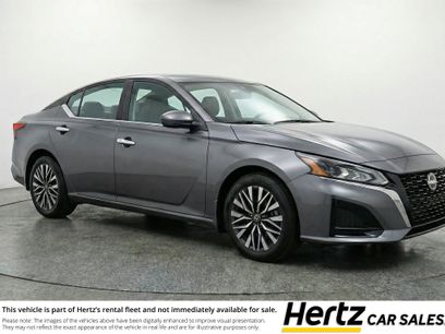 Used 2025 Nissan Altima 2.5 SV