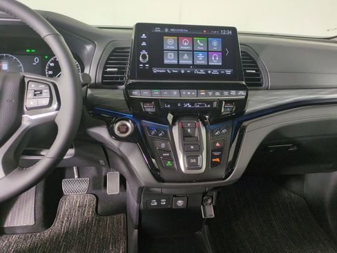 New 2026 Honda Odyssey Elite image 17