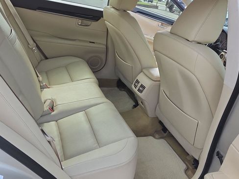 Used 2015 Lexus ES 350 FWD image 17