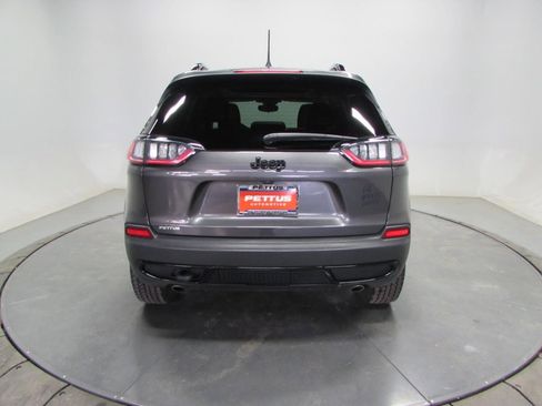 Used 2022 Jeep Cherokee Latitude w/ Sun & Sound Group image 6
