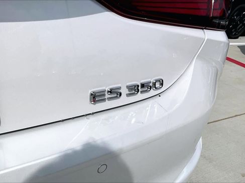 Used 2019 Lexus ES 350 Ultra Luxury w/ Accessory Package 2 FWD image 29