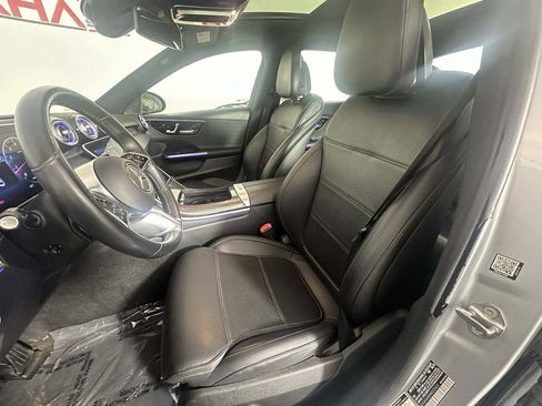 Used 2022 Mercedes-Benz C 300 4MATIC Sedan w/ Pinnacle Trim Package image 17