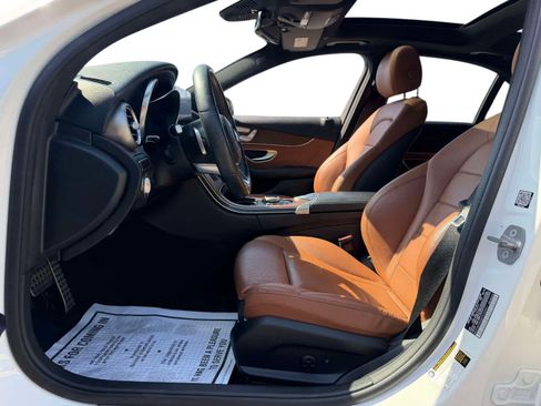 Used 2019 Mercedes-Benz C 300 4MATIC Sedan image 9