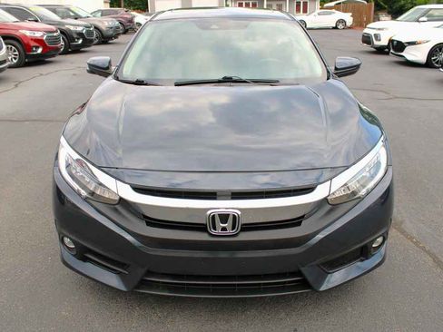 Used 2017 Honda Civic EX-L image 3