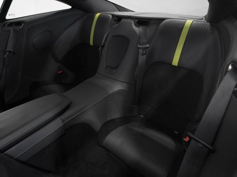 Used 2019 Aston Martin DB11 AMR image 44