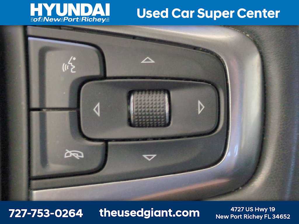 Used 2024 Chevrolet Silverado 1500 LT AWD/4WD image 28
