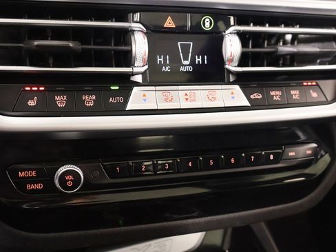 Used 2024 BMW X3 xDrive30i w/ Premium Package image 8