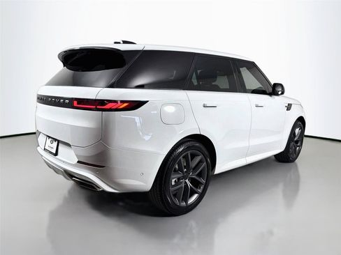 New 2026 Land Rover Range Rover Sport Dynamic SE AWD/4WD image 5