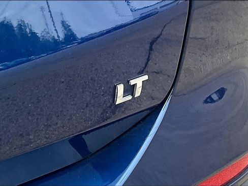 Used 2022 Chevrolet Equinox LT image 25