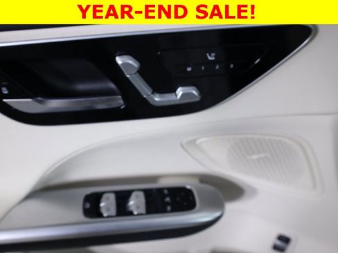 Certified 2025 Mercedes-Benz C 300 4MATIC Sedan image 10