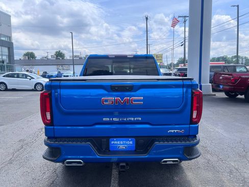 Used 2024 GMC Sierra 1500 AT4 w/ AT4 Premium Package AWD/4WD image 9