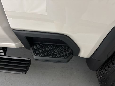 New 2026 GMC Sierra 2500 AT4 w/ AT4 Premium Plus Package image 34