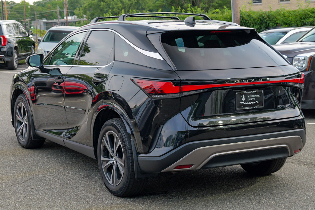 Used 2023 Lexus RX 350 Premium w/ Accessory Package AWD/4WD image 5