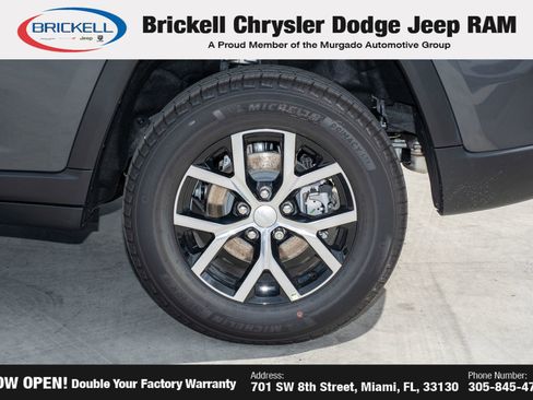 New 2025 Jeep Grand Cherokee Limited image 39