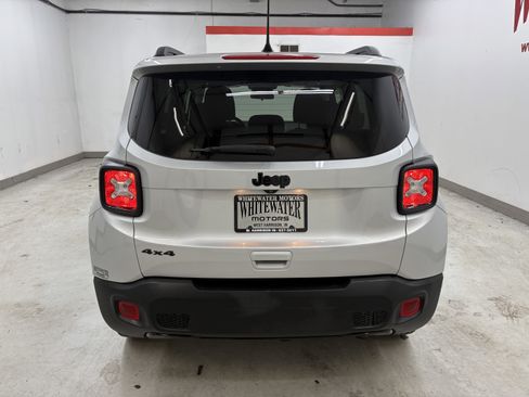 Used 2019 Jeep Renegade Altitude w/ Quick Order Package 2XM AWD/4WD image 3