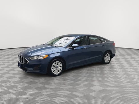 Certified 2019 Ford Fusion S FWD image 28