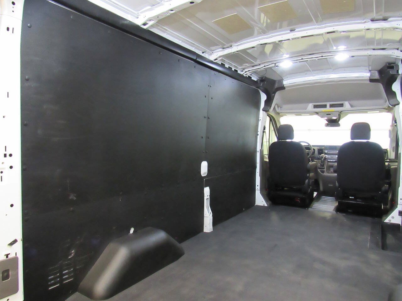 Used 2022 Ford Transit 250 Medium Roof w/ Load Area Protection Package RWD image 17